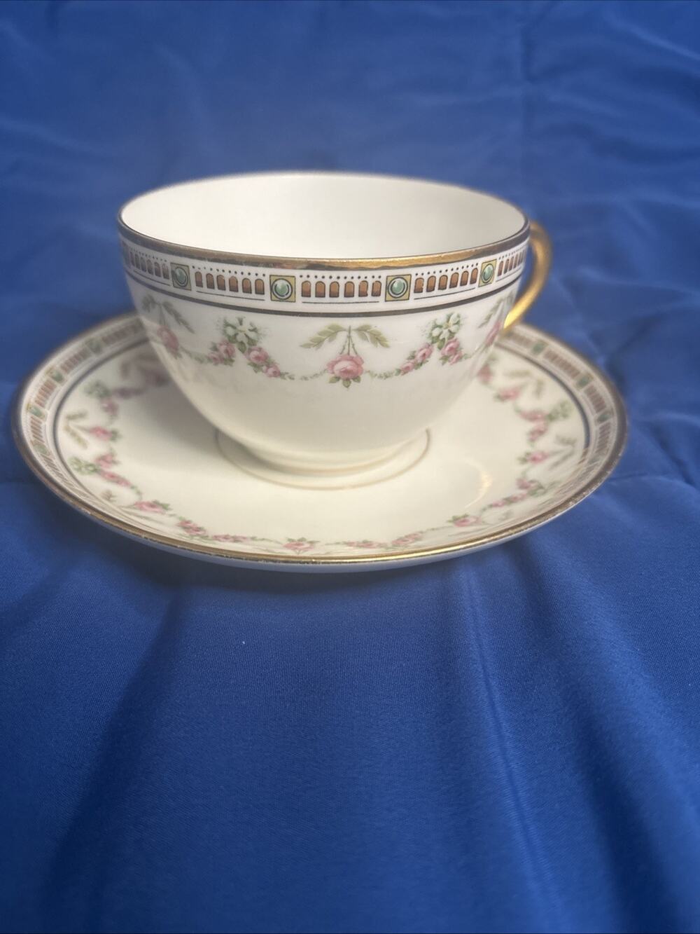 Bernardaud Limoges BER 100 Teacup & Saucer - Porcelain - France Floral Swag